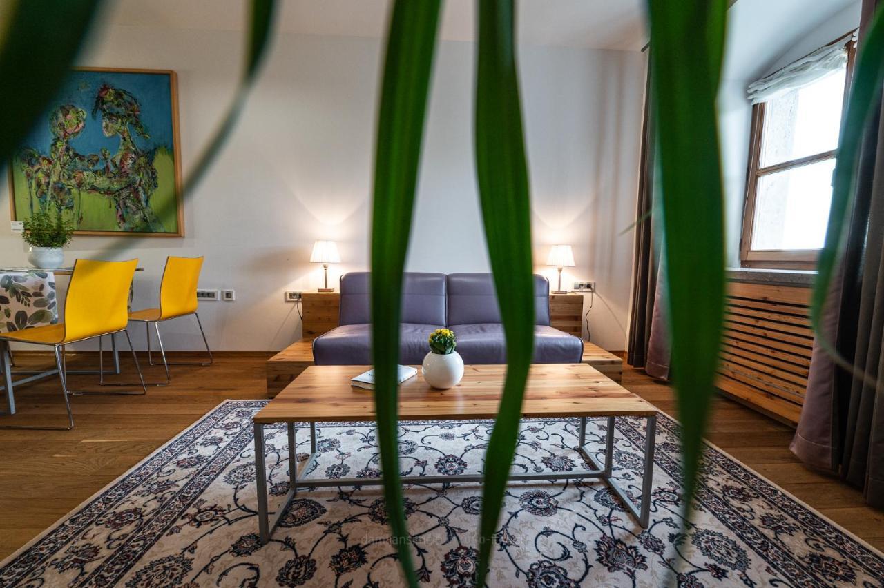 Vila Vipolze - Rooms & J. Suites Exteriör bild